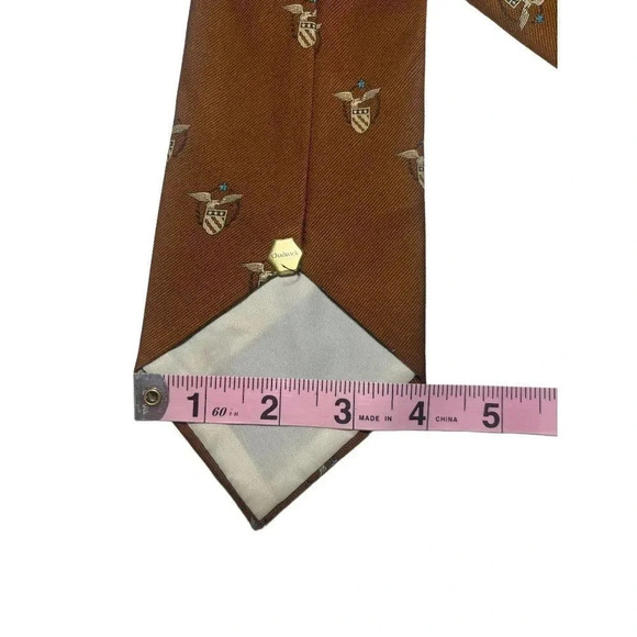 VINTAGE Chadwick By Wembley Hazelnut Brown Eagle Logo Pattern 53"X4" - Picture 7 of 13